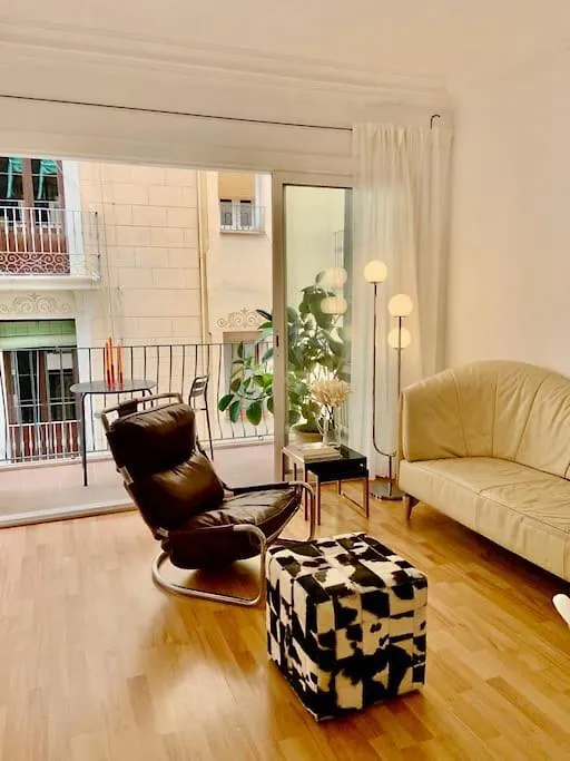 Stunning Designer 2 Bed Apt In Glorious Gracia Barcelona Spanyolország