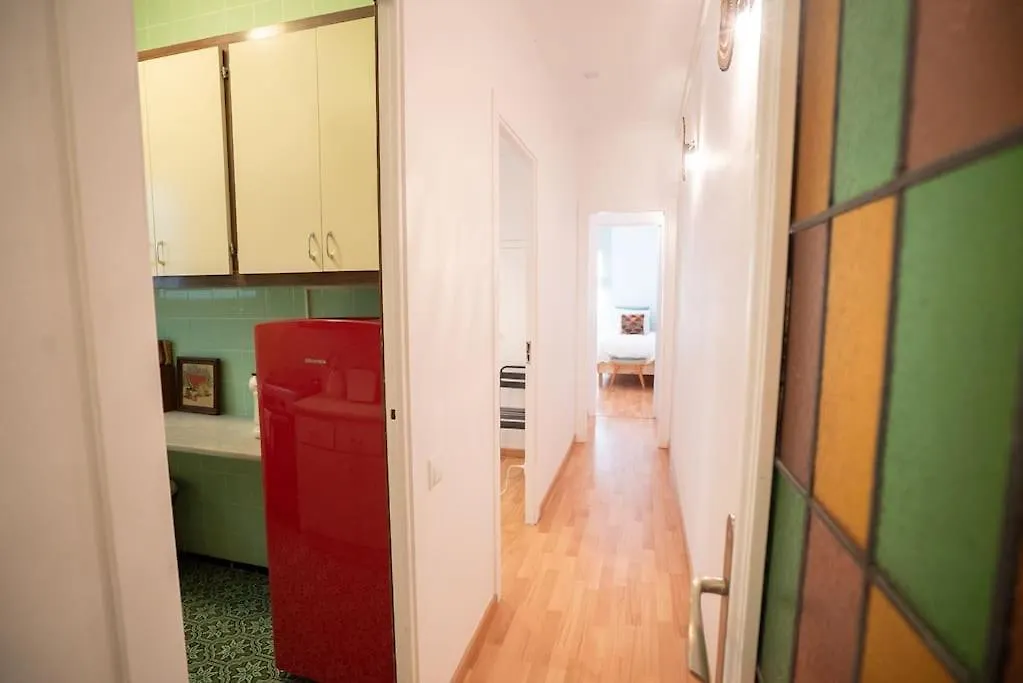 Stunning Designer 2 Bed Apt In Glorious Gracia Barcelona Apartman