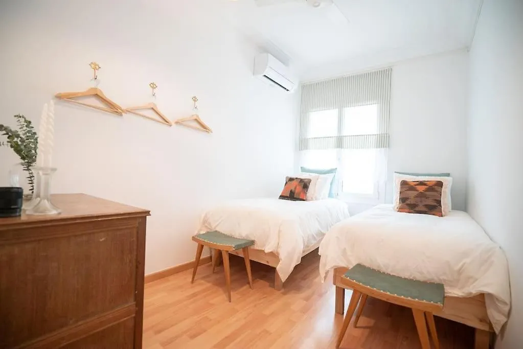 Apartman Stunning Designer 2 Bed Apt In Glorious Gracia Barcelona